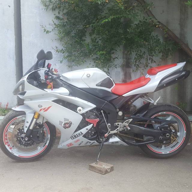 Yamaha R1. 999. ., , ,   