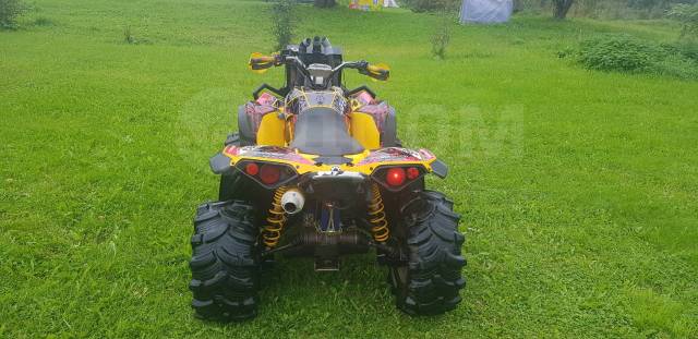 BRP Can-Am Renegade 800. ,  \,   