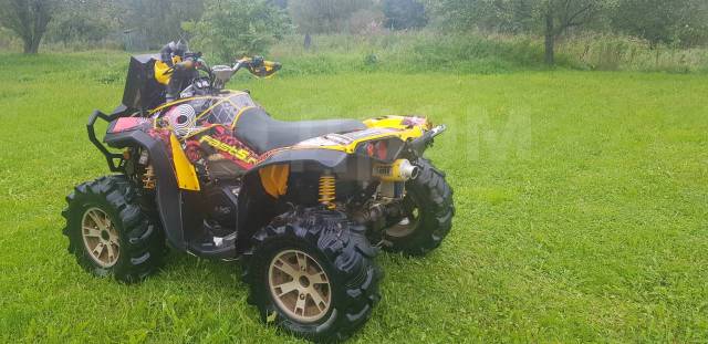 BRP Can-Am Renegade 800. ,  \,   