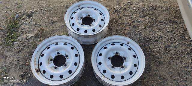Диски на УАЗ, 16", 1 шт, 6x139.7, штампованный, 3 шт, б/у, в наличии ...