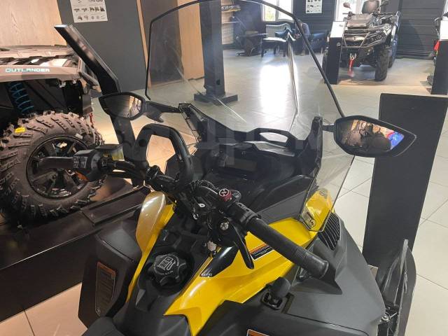 BRP Ski-Doo Expedition LE. ,  ,   