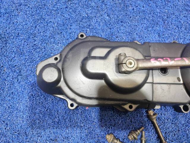Крышка вариатора honda. Крышка вариатора Honda Dio 27. Крышка вариатора Honda Dio 18. Крышка вариатора Хонда дио 27 тонкий вал. Крышка вариатора Хонда дио 27.