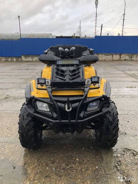 BRP Can-Am Outlander Max 650. ,  \,   