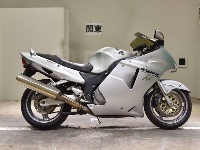 Honda CBR 1100XX. 1 100. ., , ,  .     