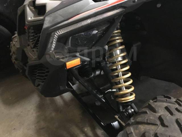 BRP Can-Am Maverick X3 X RS Turbo R. ,  \,   