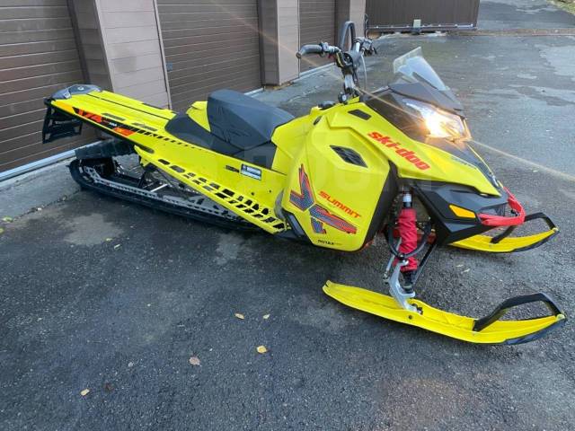 BRP Ski-Doo Summit X T3. ,  ,   