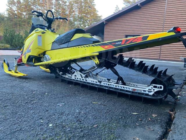 BRP Ski-Doo Summit X T3. ,  ,   