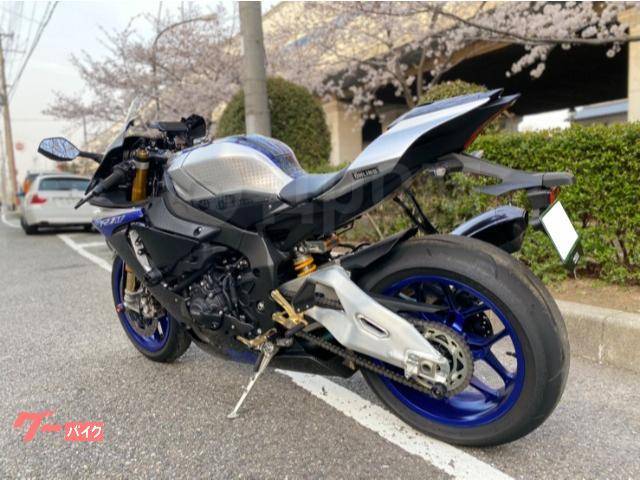 Yamaha YZF-R1M. 1 000. ., , ,  .     