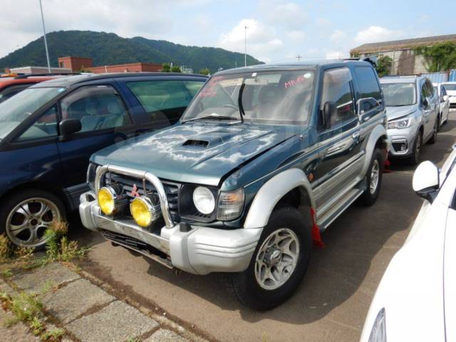 Mitsubishi pajero v26w