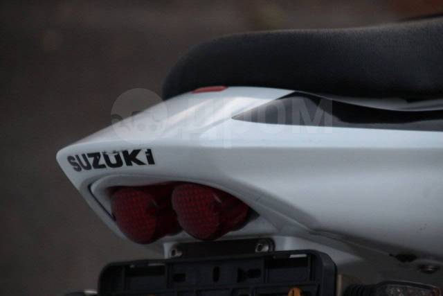 Suzuki GSX 750 Inazuma. 750. ., , ,   