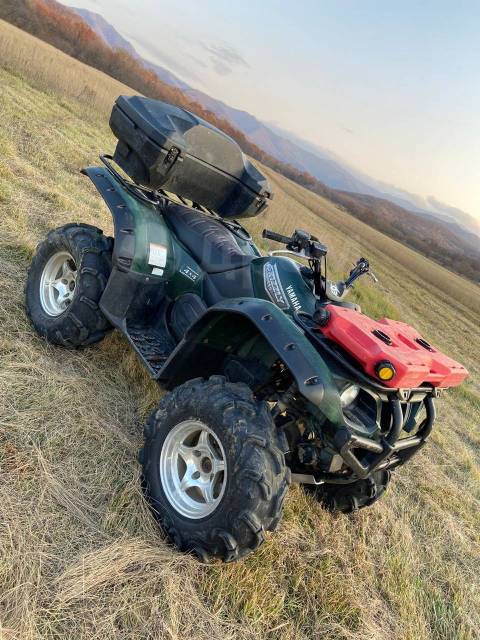 Yamaha Grizzly 660. ,  \,   