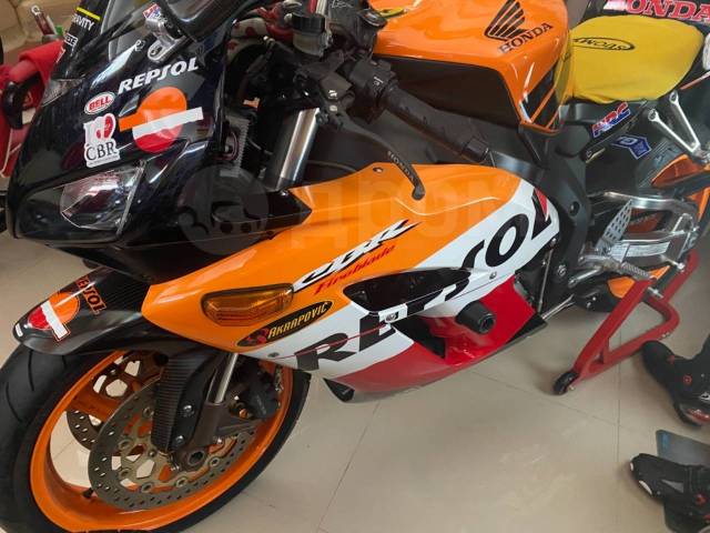 Honda CBR 1000RR Fireblade. 1 000. ., , ,   