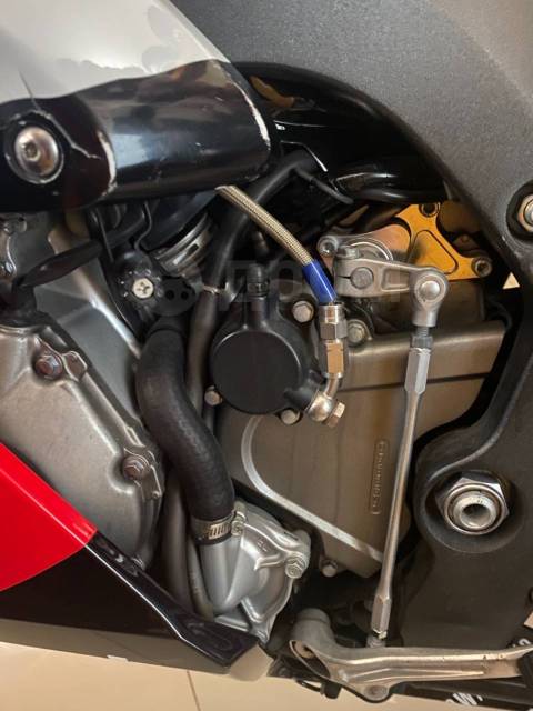 Honda CBR 1000RR Fireblade. 1 000. ., , ,   