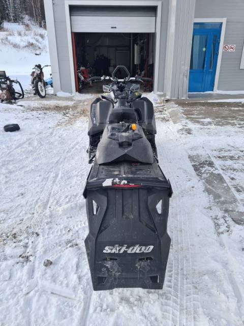 BRP Ski-Doo Summit X. ,  ,   