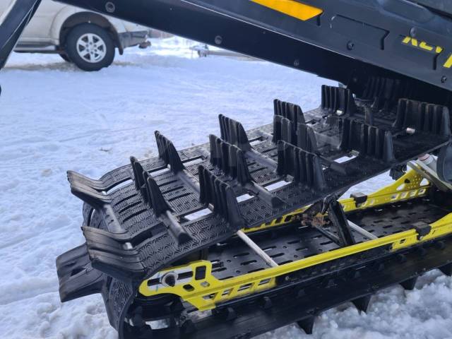 BRP Ski-Doo Summit X. ,  ,   