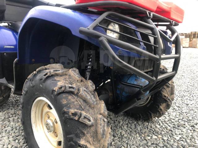 Yamaha Grizzly 660. ,  \,   