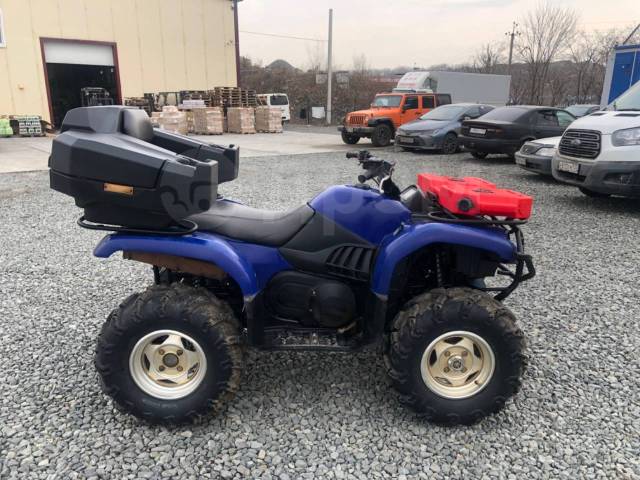 Yamaha Grizzly 660. ,  \,   