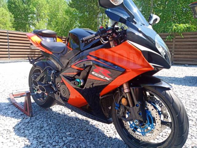 Suzuki GSX-R 1000. 1 000. ., , ,   