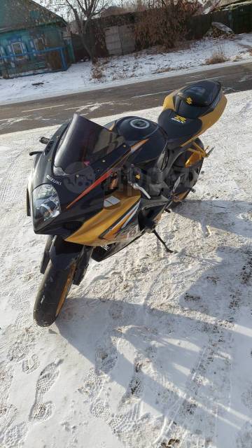 Suzuki GSX-R 1000. 1 000. ., , ,   