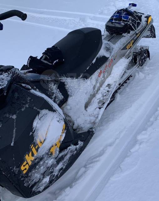 BRP Ski-Doo Summit. ,  ,  .     