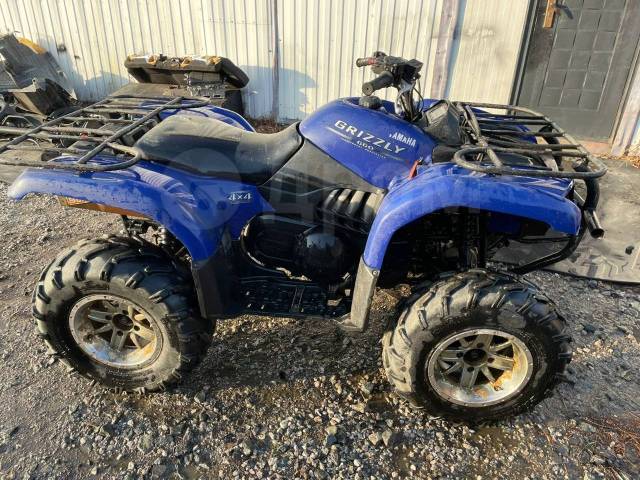 Yamaha Grizzly 660. ,  \,   