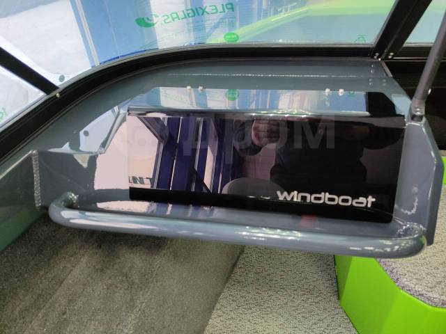 Windboat.  4,60.,   , 80,00.. 