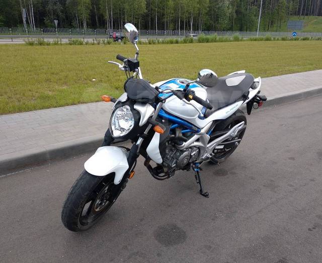 Suzuki Gladius 650 2009