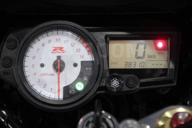 Suzuki GSX-R 1000. 1 000. ., , ,   