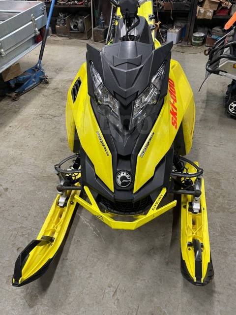 BRP Ski-Doo Summit X T3. ,  ,   