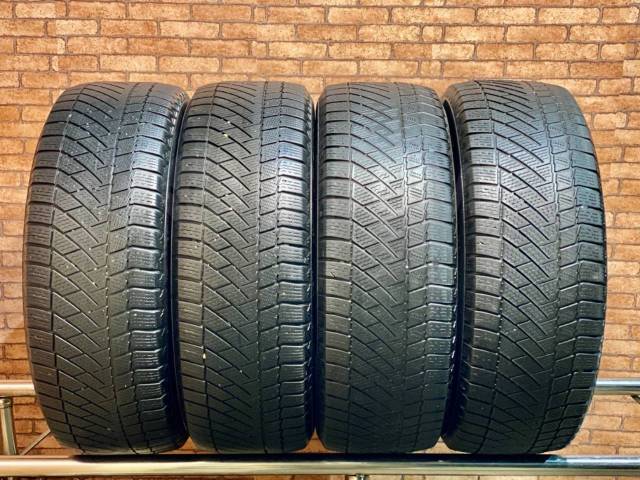 Continental ContiVikingContact 6 SUV, 225/60 R17