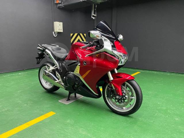 Honda VFR 1200F. 1 200. ., , ,   