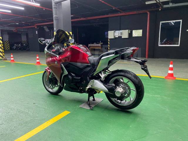 Honda VFR 1200F. 1 200. ., , ,   