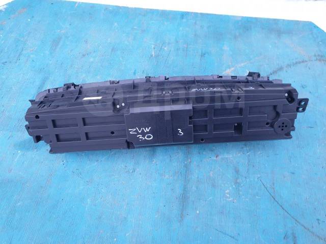  J1 [83800-47D11] Toyota Prius ZVW30 2Zrfxe 2-  83800-47D11  