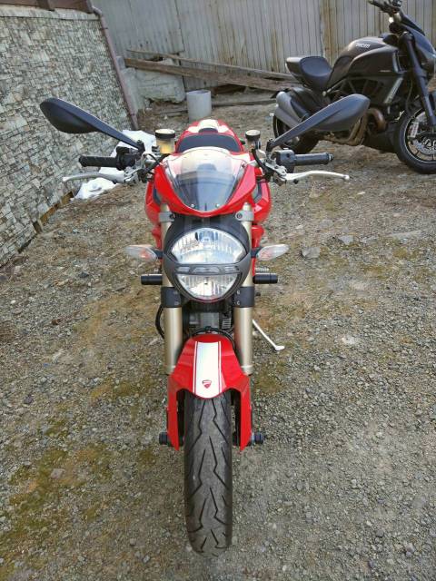 Ducati Monster 1100 Evo. 1 100. ., , ,  .     