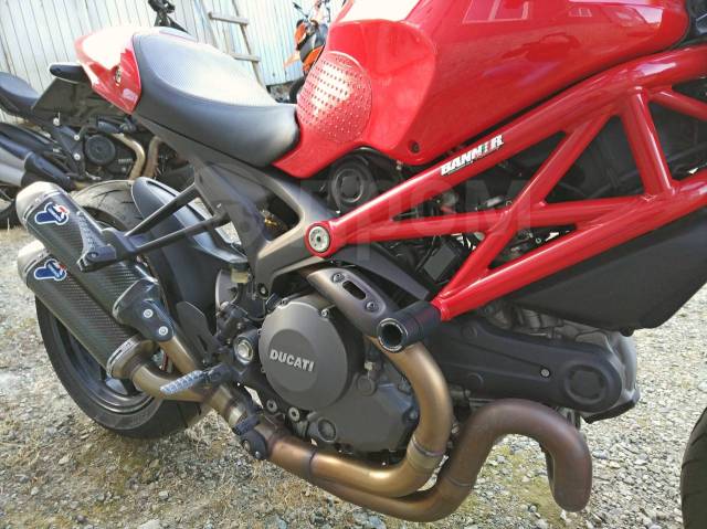 Ducati Monster 1100 Evo. 1 100. ., , ,  .     