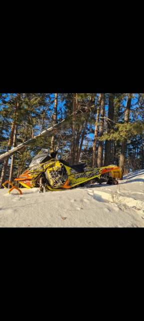 BRP Ski-Doo Summit X T3. ,  ,   