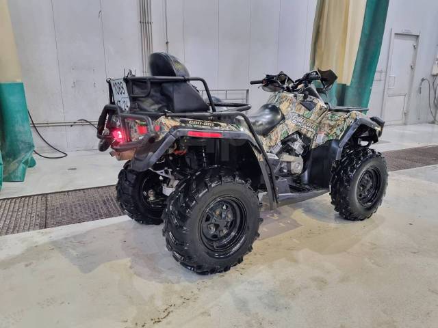 BRP Can-Am Outlander Max 650 XT. ,  \,   