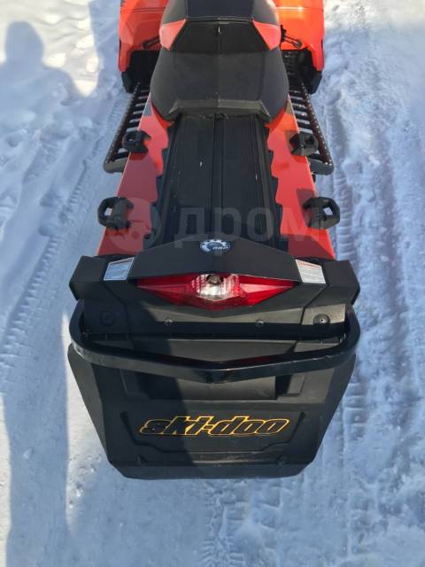 BRP Ski-Doo Summit X.  ,   