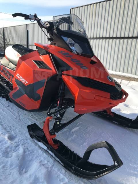 BRP Ski-Doo Summit X.  ,   