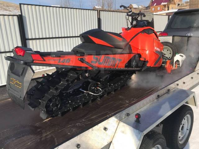 BRP Ski-Doo Summit X.  ,   