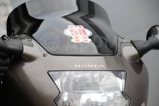 Honda CBR 1100XX. 1 100. ., , ,   