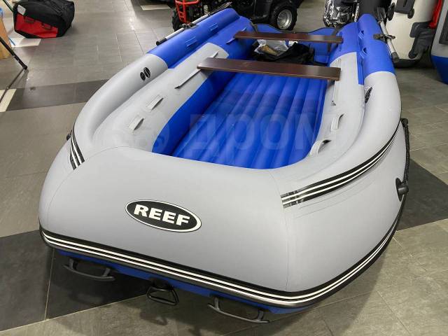 Лодка тритон с макс 400. Риф Тритон 370 s Max. Reef Triton 370 s-Max. Reef Triton 370 Fi s-Max НДНД. Reef Triton 370 s-Max с интегрированным фальшбортом.