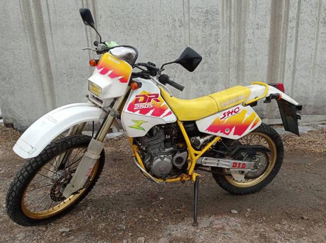 Suzuki DR 250S. 250. ., , ,   