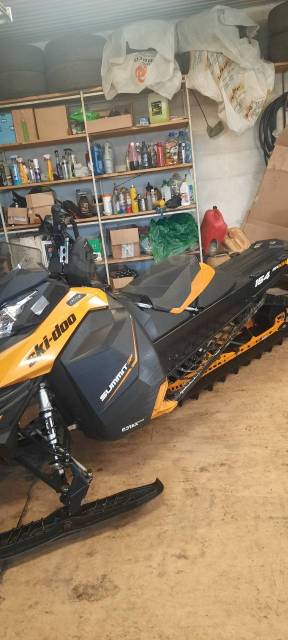 BRP Ski-Doo Summit. ,  ,   