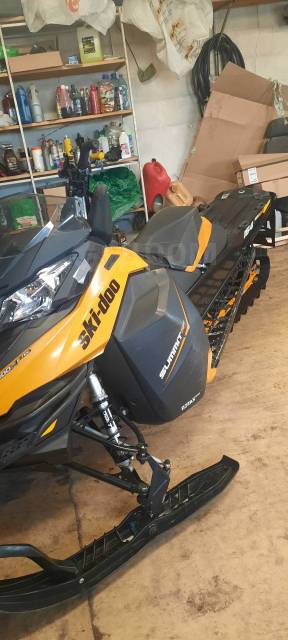 BRP Ski-Doo Summit. ,  ,   