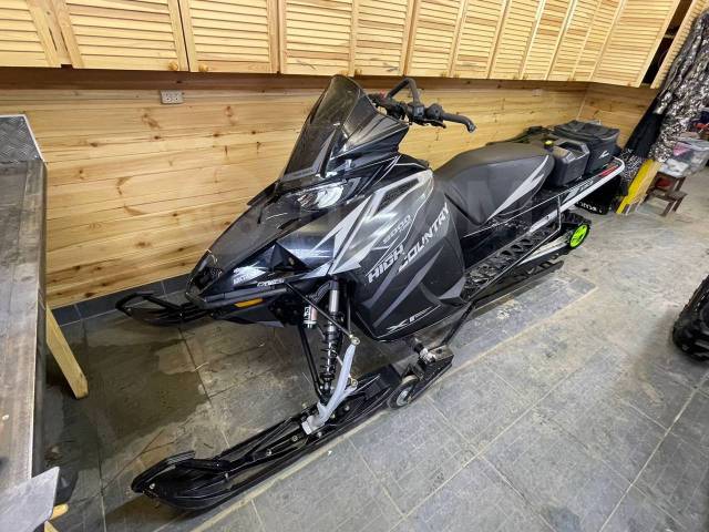 Arctic Cat XF 9000 High Country Limited. ,  ,   