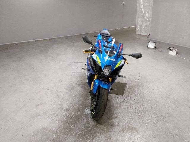 Suzuki GSX-R 1000. 1 000. ., , ,  .     