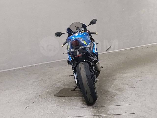 Suzuki GSX-R 1000. 1 000. ., , ,  .     