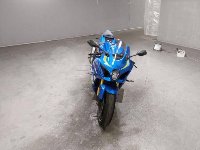 Suzuki GSX-R 1000. 1 000. ., , ,  .     