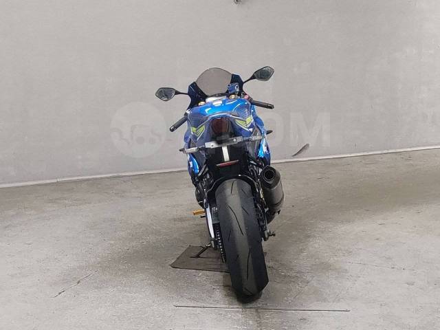 Suzuki GSX-R 1000. 1 000. ., , ,  .     